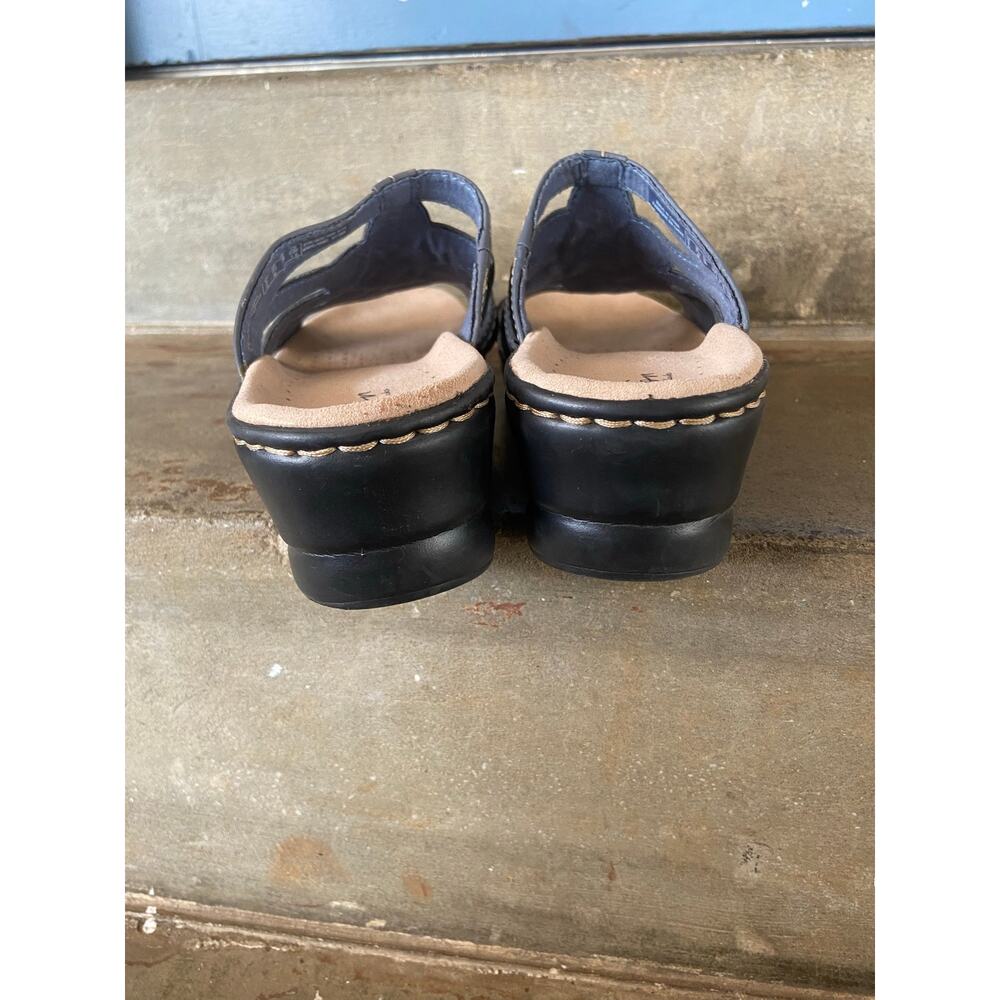 Clarks Lexi Myrtle denim blue slide sandal with bead detail - Picture 7 of 8